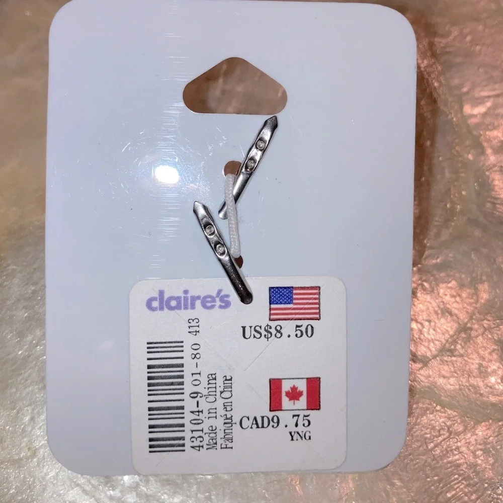 🆕 Claire’s CZ Ring Size 6 Stunning Engagement Never Worn
